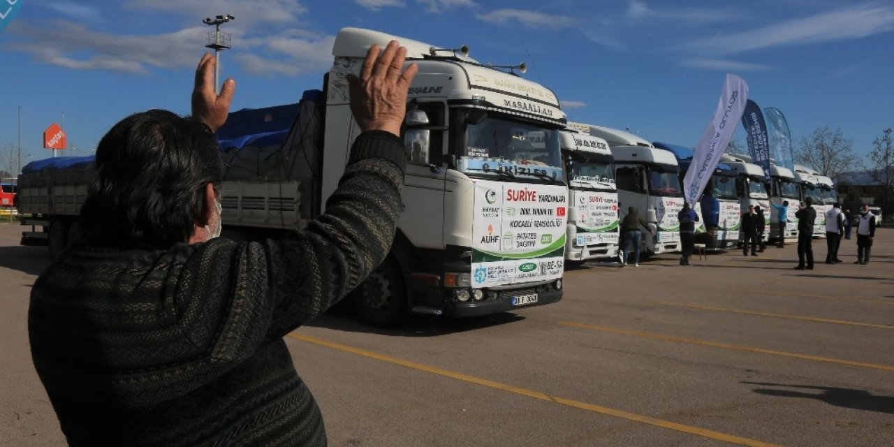 Kocaeli’den Suriye’ye 10 Tır Dolusu Yardım Malzemesi Dualarla Gönderildi