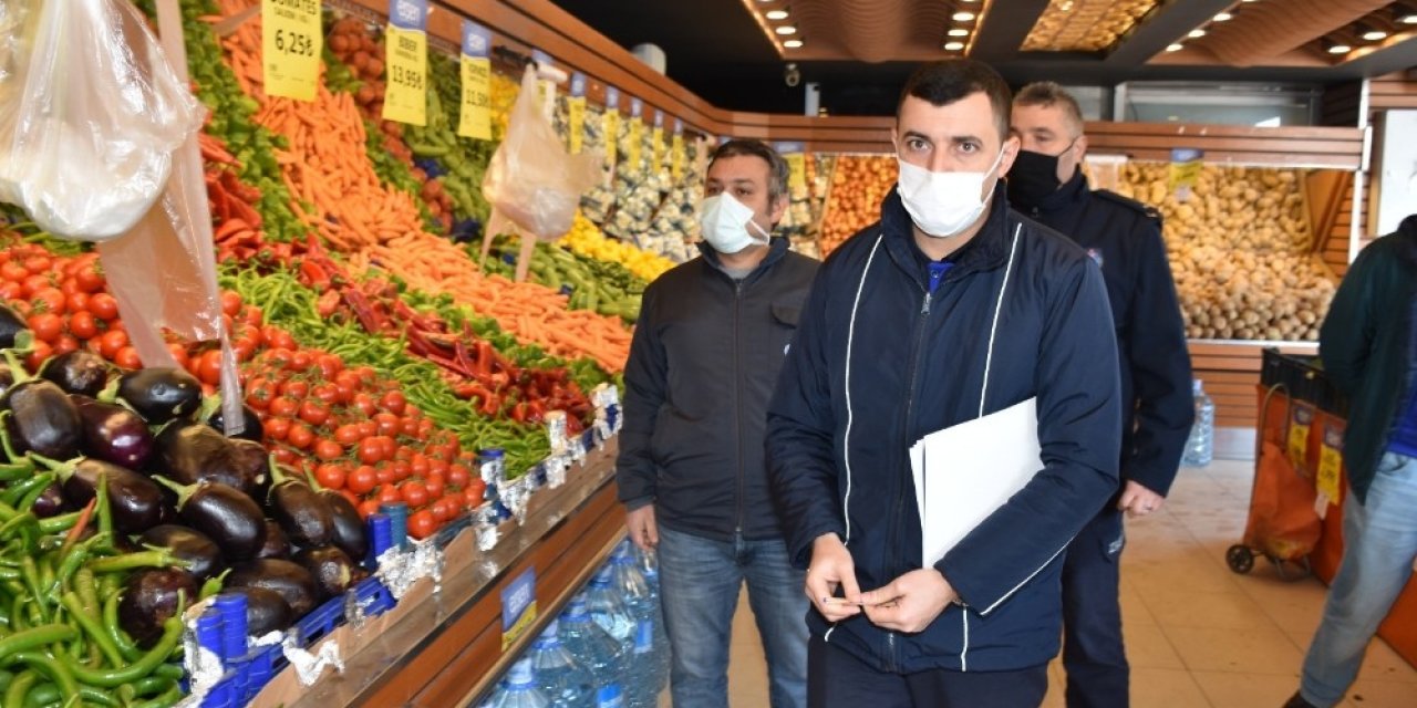 Erenler’de Zabıta Ekiplerinden Fahiş Fiyat Denetimi