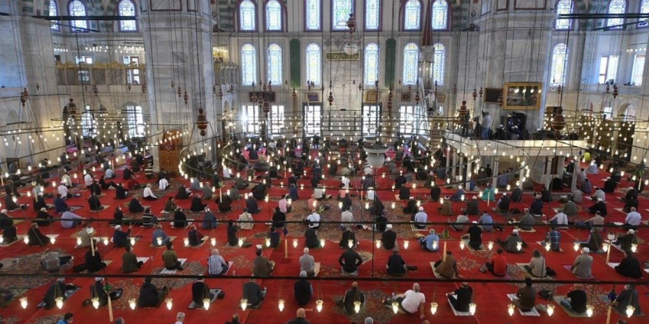 Diyanet İ̇şleri Başkanlığı: "her Canlıya Yapılan İyilikte Sevap Vardır’’