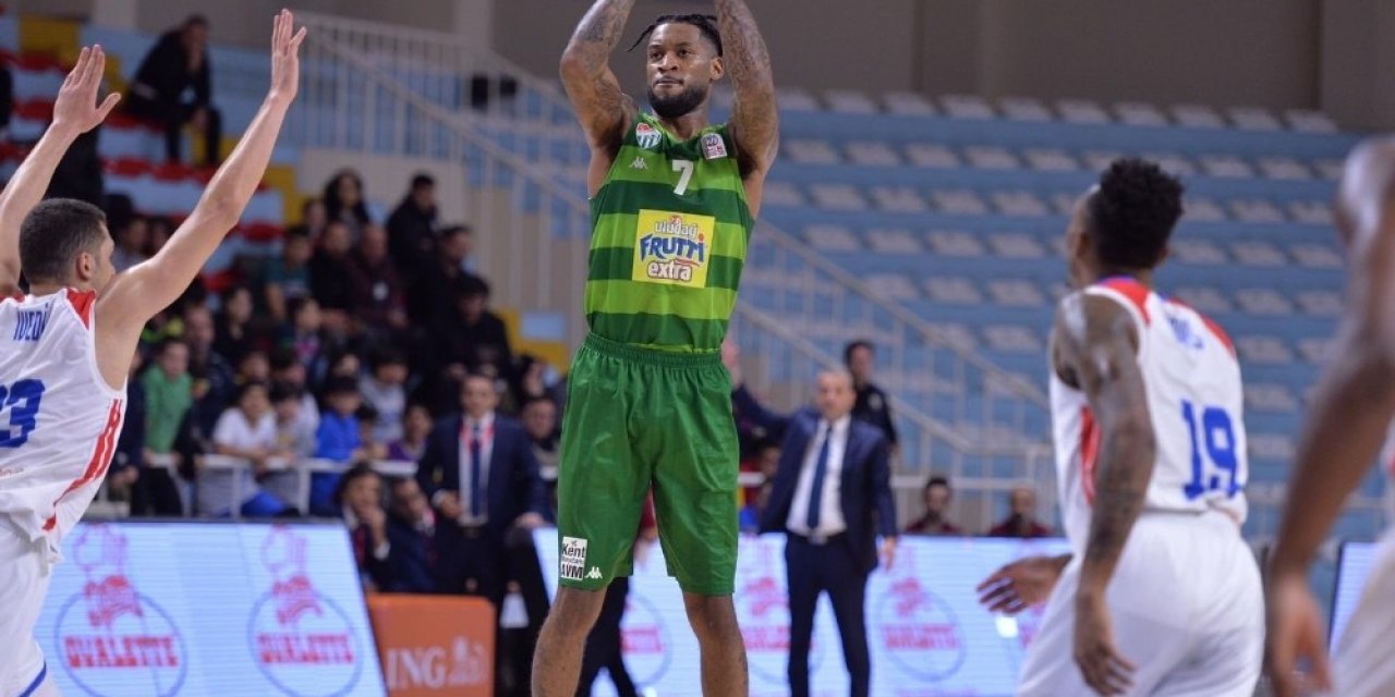 Frutti Extra Bursaspor, Perry Jones’la Yollarını Ayırdı