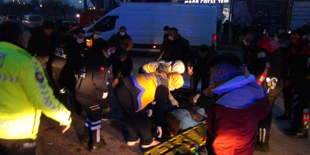 Kamyonet Engelli Aracıyla Çarpıştı: 1 Ölü, 1 Ağır Yaralı