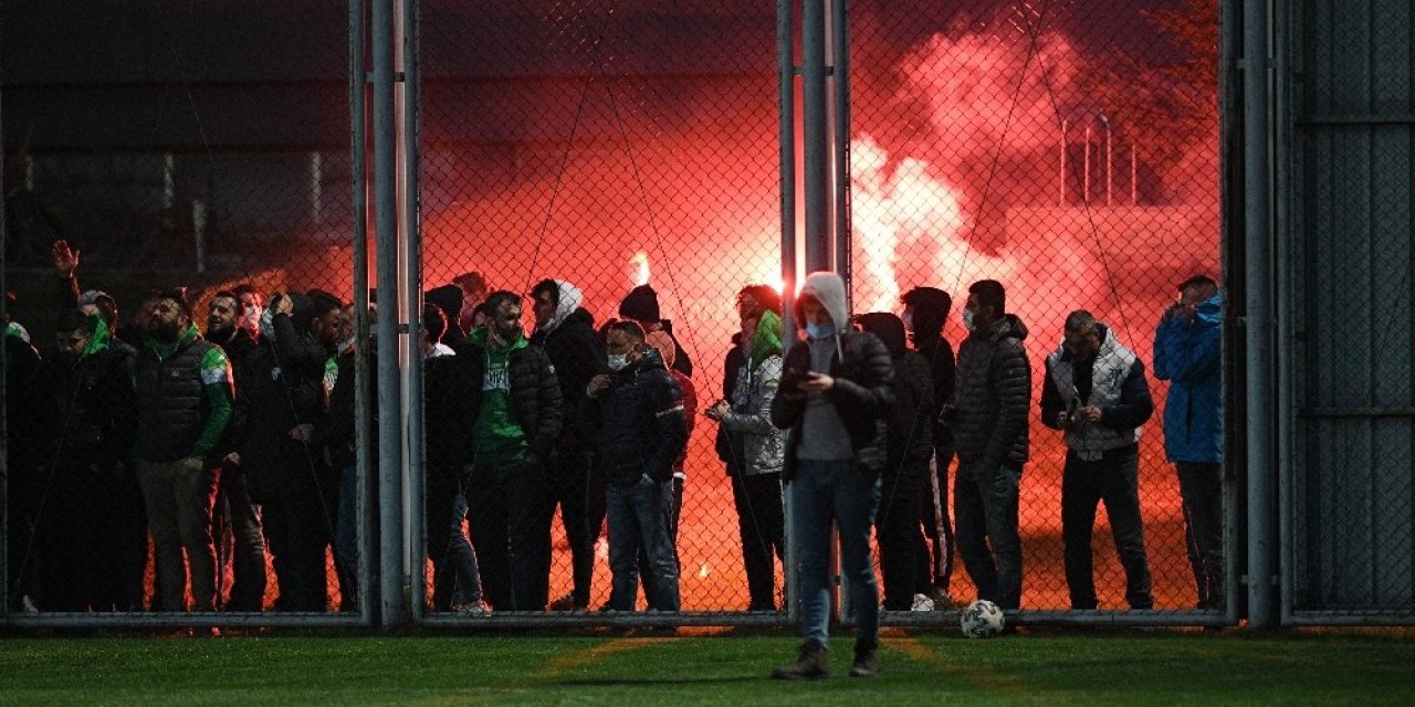 Bursaspor Taraftarından Takımına Büyük Sürpriz