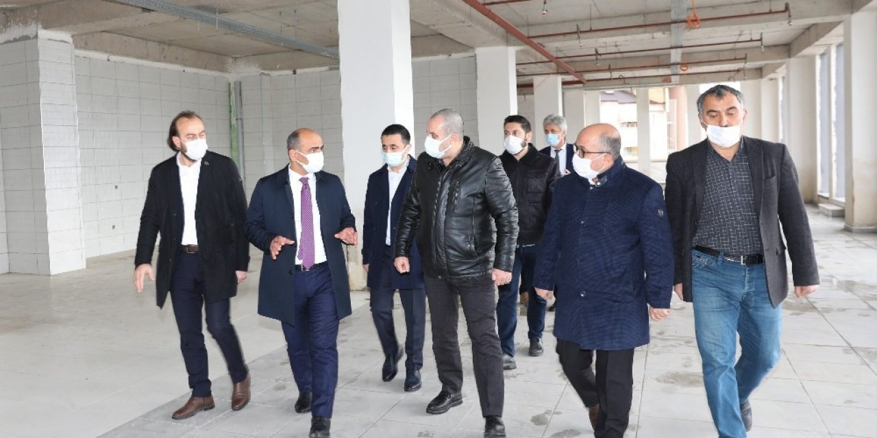 İ̇limtepe’ye Yaşam Merkezi Ve Spor Salonu