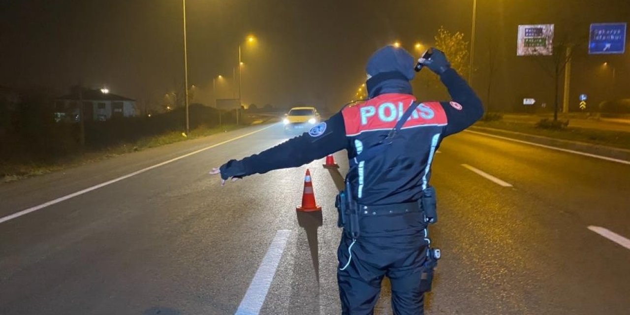 Durdurulan Araçtan Ruhsatsız Silah Bulundu
