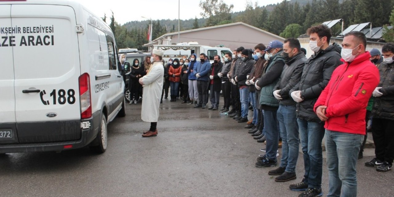 Baraj Suyunda Boğulan Kadına Gözyaşlı Veda