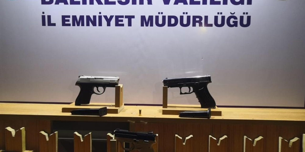 Balıkesir’de Aranan 13 Şahıs Yakalandı
