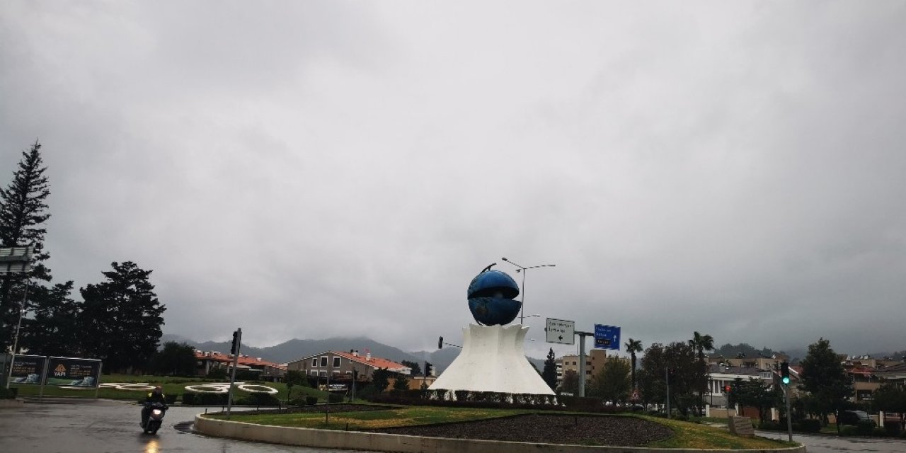Marmaris’te Denizin Frengi Değişti