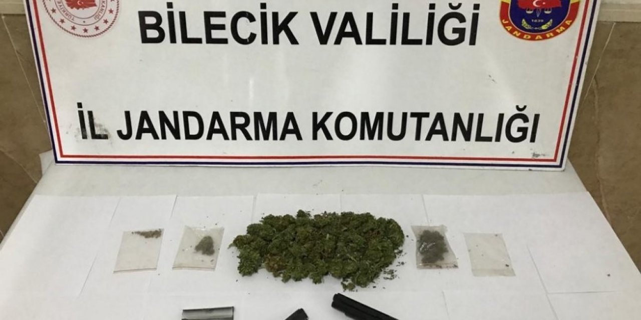 Dedesini Öldürme Suçundan Tutuklanan Şahsın Evinden Uyuşturucu Madde Çıktı