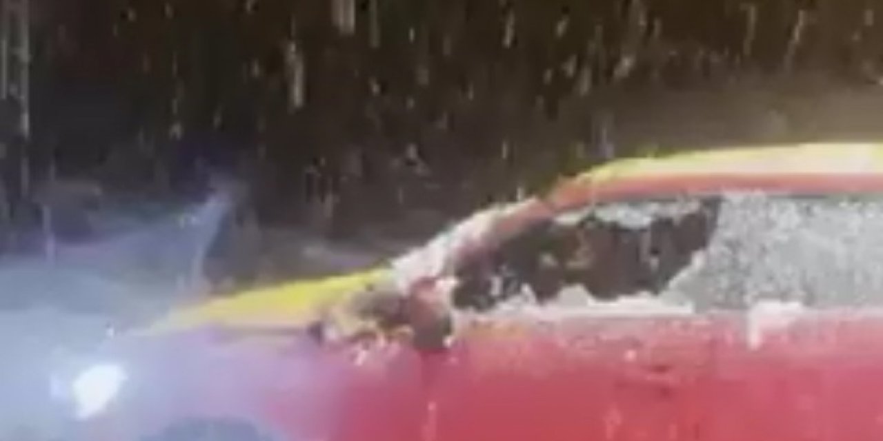 Otomobilleriyle Kara Saplanıp Mahsur Kalan 8 Kişi Kurtarıldı