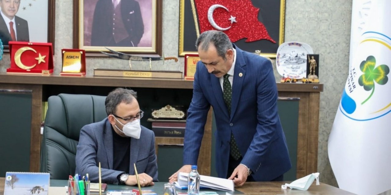 Bakan Kasapoğlu’ndan Gürpınar Belediyesine Ziyaret