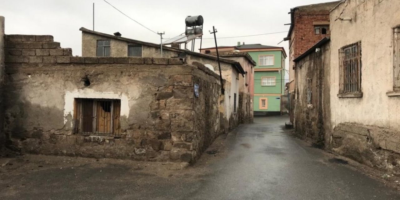 Evde Doğum Yapan Suriyeli Annenin Bebeği Öldü
