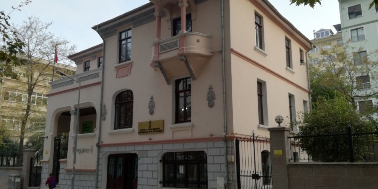 Bandırma Pandemiye Rağmen Kitap Okumaktan Vazgeçmedi