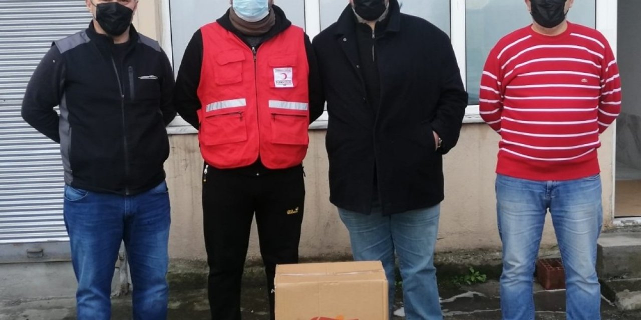Kızılay Ve Yardımseverlerden Yardım