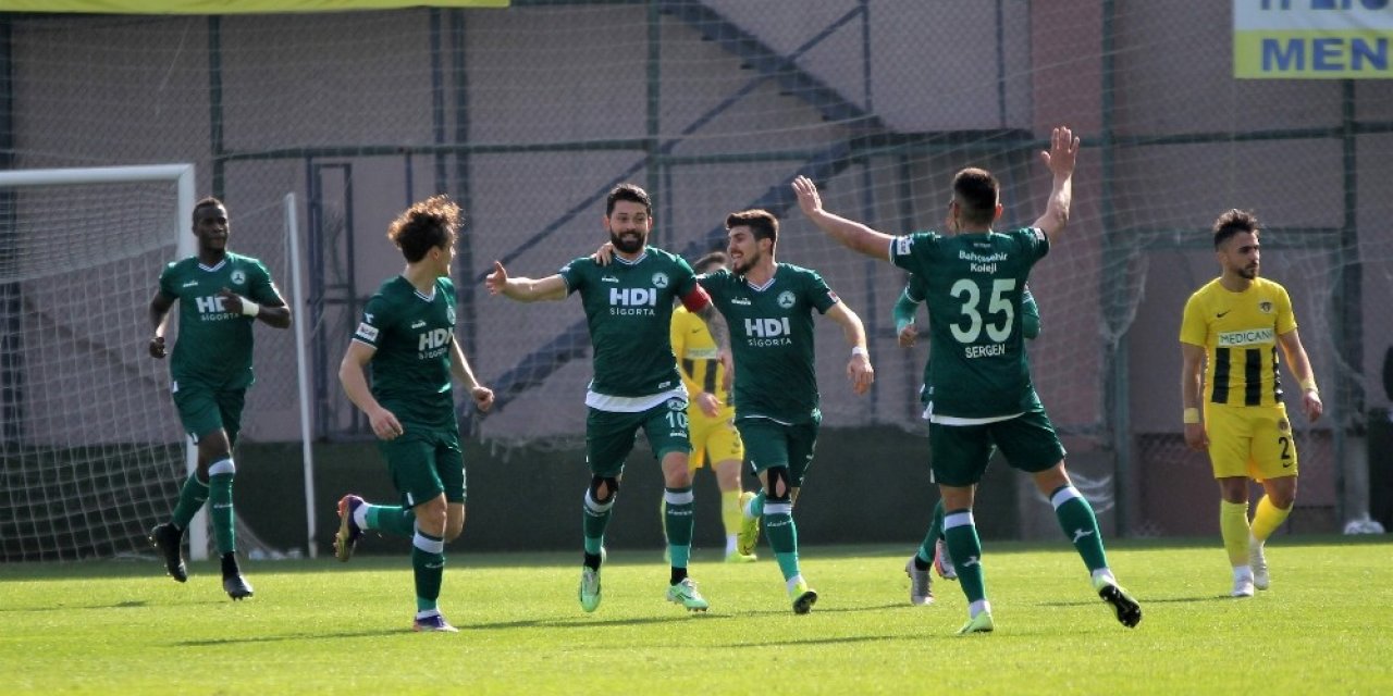 Tff 1. Lig: Menemenspor: 0 - Giresunspor: 4