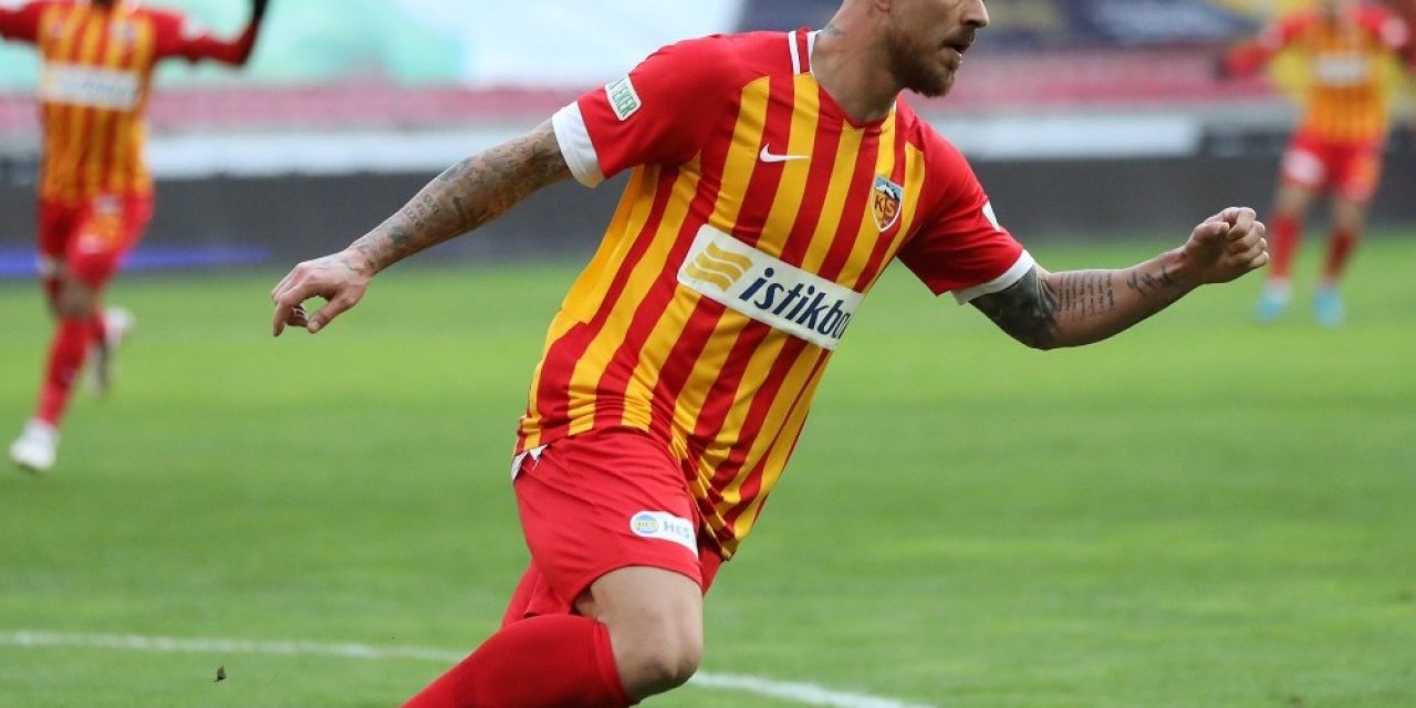 Denis Alibec Sezonu Kapattı