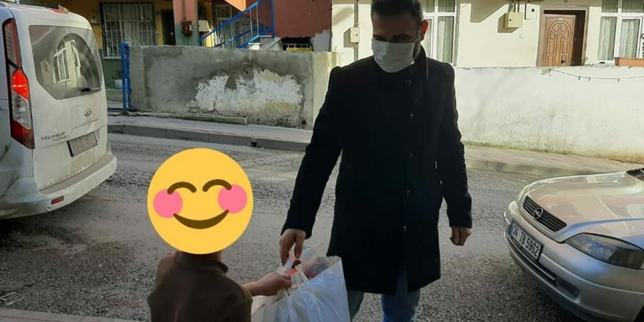 Dilovası’nda İhtiyaç Sahibi Çocuklara Hediye Verildi