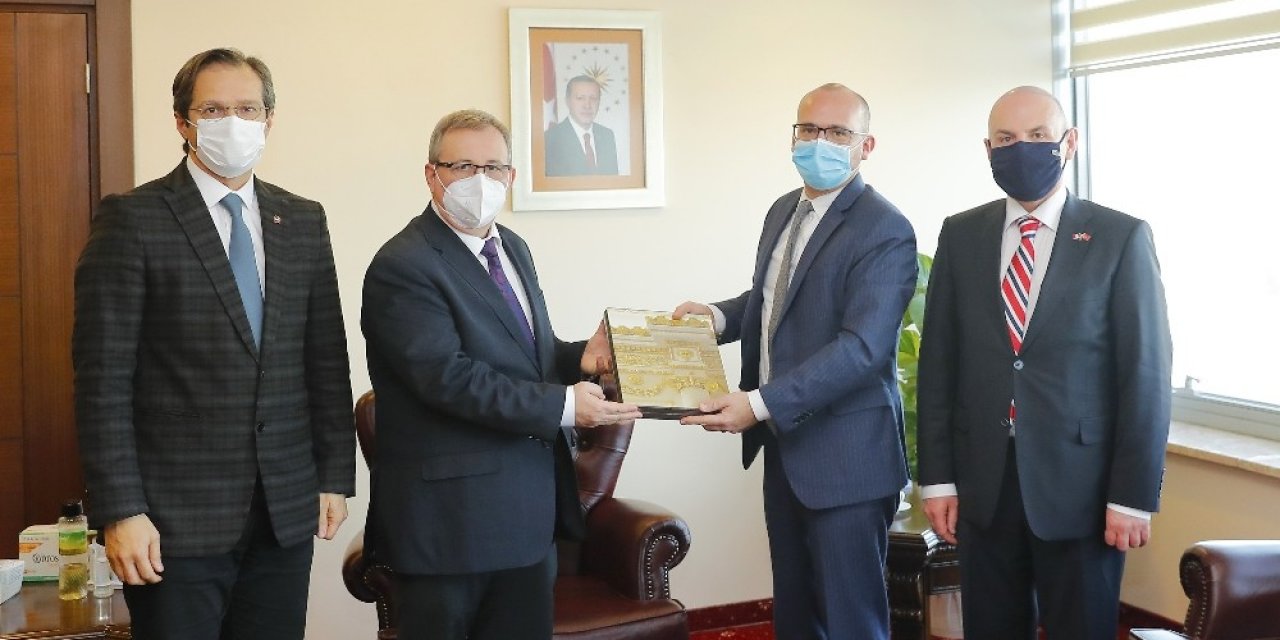 Edirne Kırmızısı Bir Köprü Vazifesi Görecek