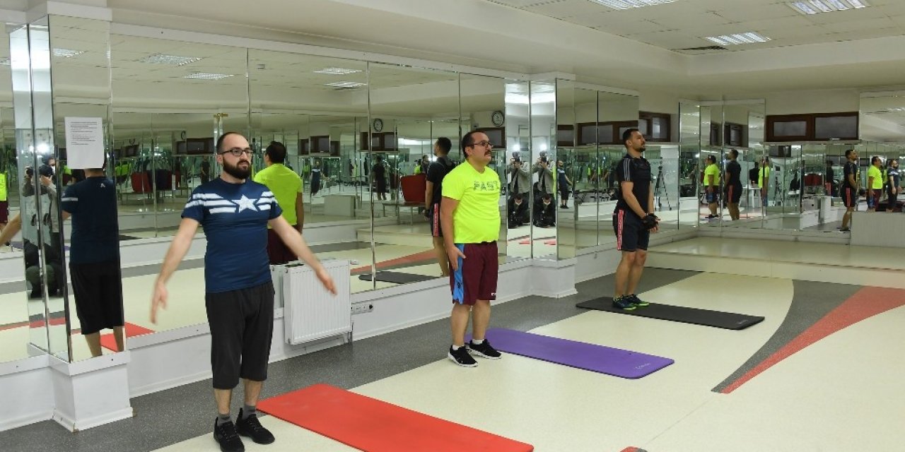 Komek’ten Uzaktan Ve Yüz Yüze Spor Kursları