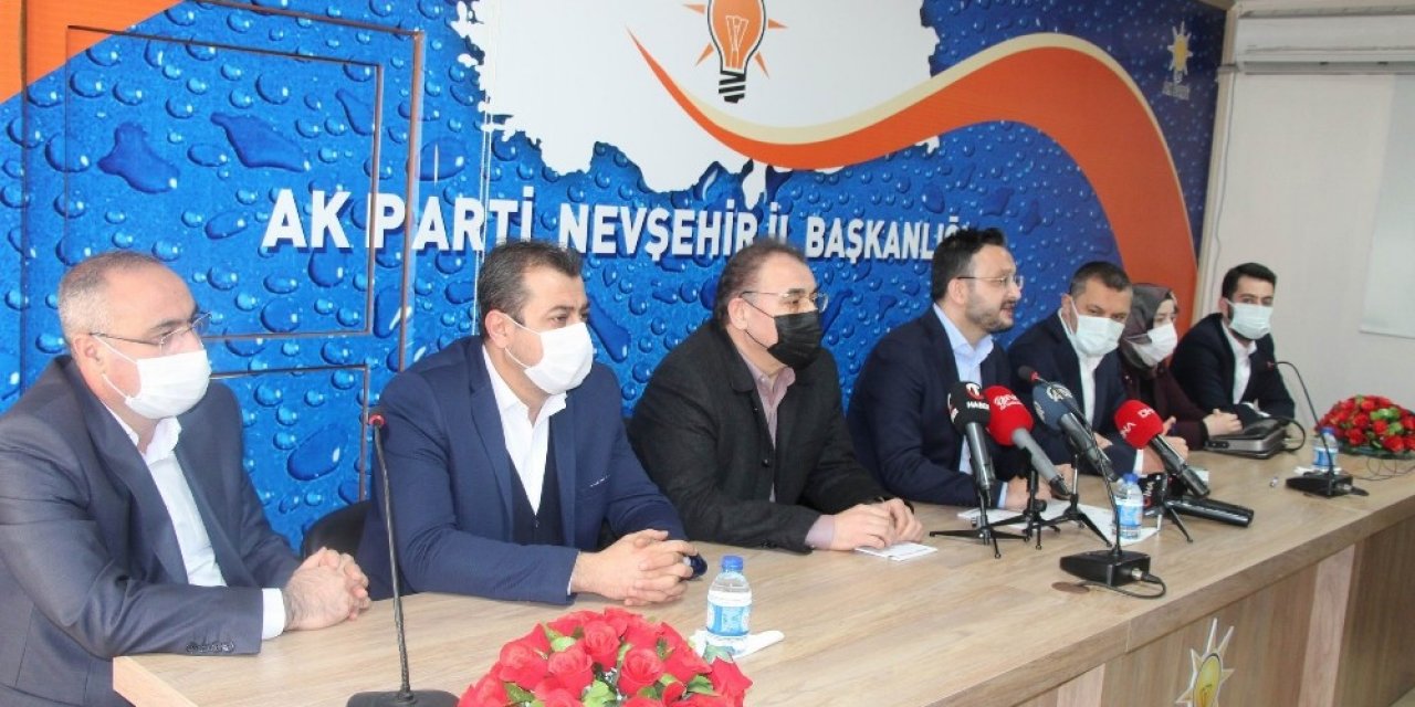Ak Parti; “nevşehir Belediye Başkanı Arı, Sağlık Sorunları Nedeniyle İstifa Etmiştir”