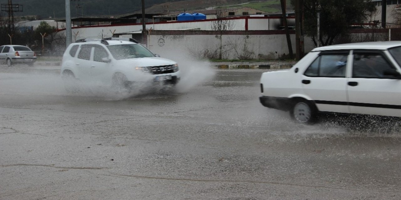 Meteorolojiden Manisa İçin Kuvvetli Sağanak Yağış Uyarısı