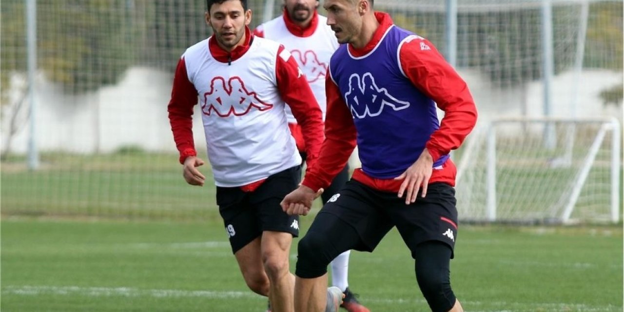 Jahovic Resmen Göztepe’de