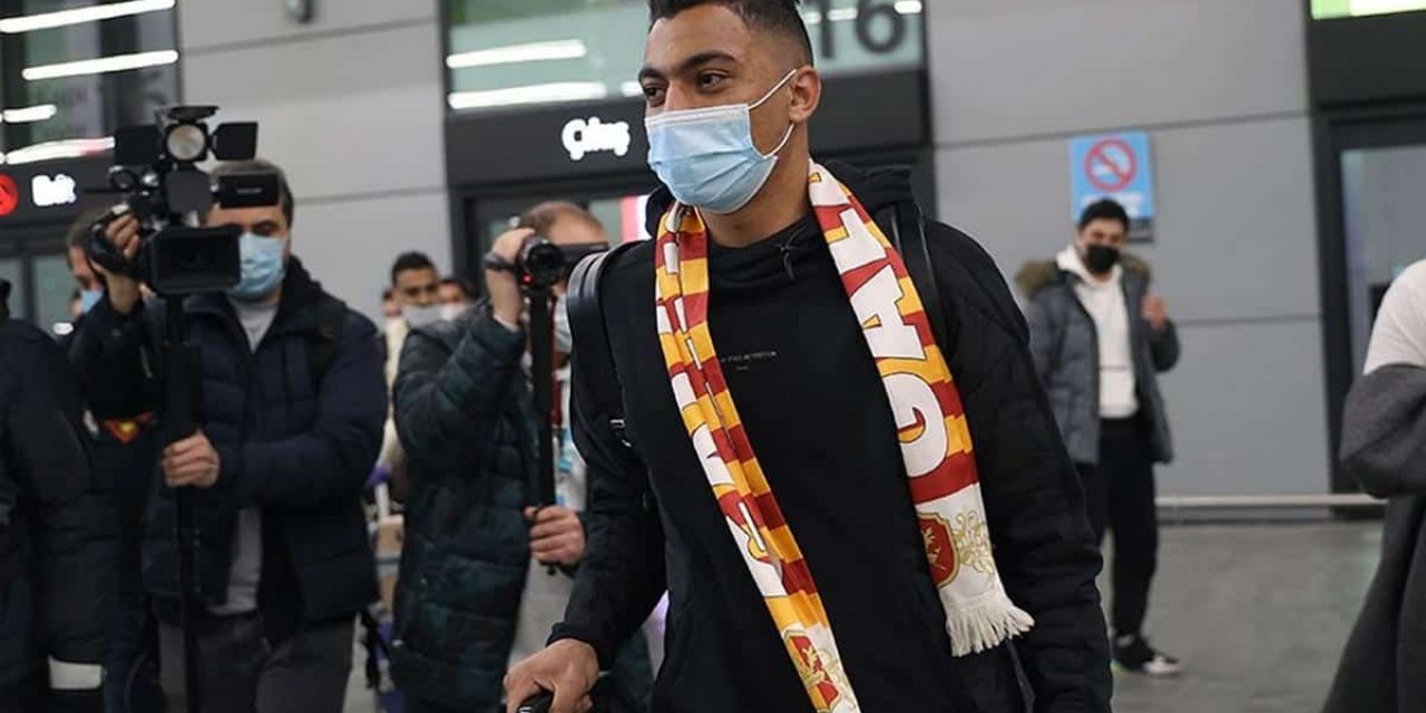Galatasaray'ın Mısırlı golcüsü Mostafa Mohamed İstanbul'a geldi