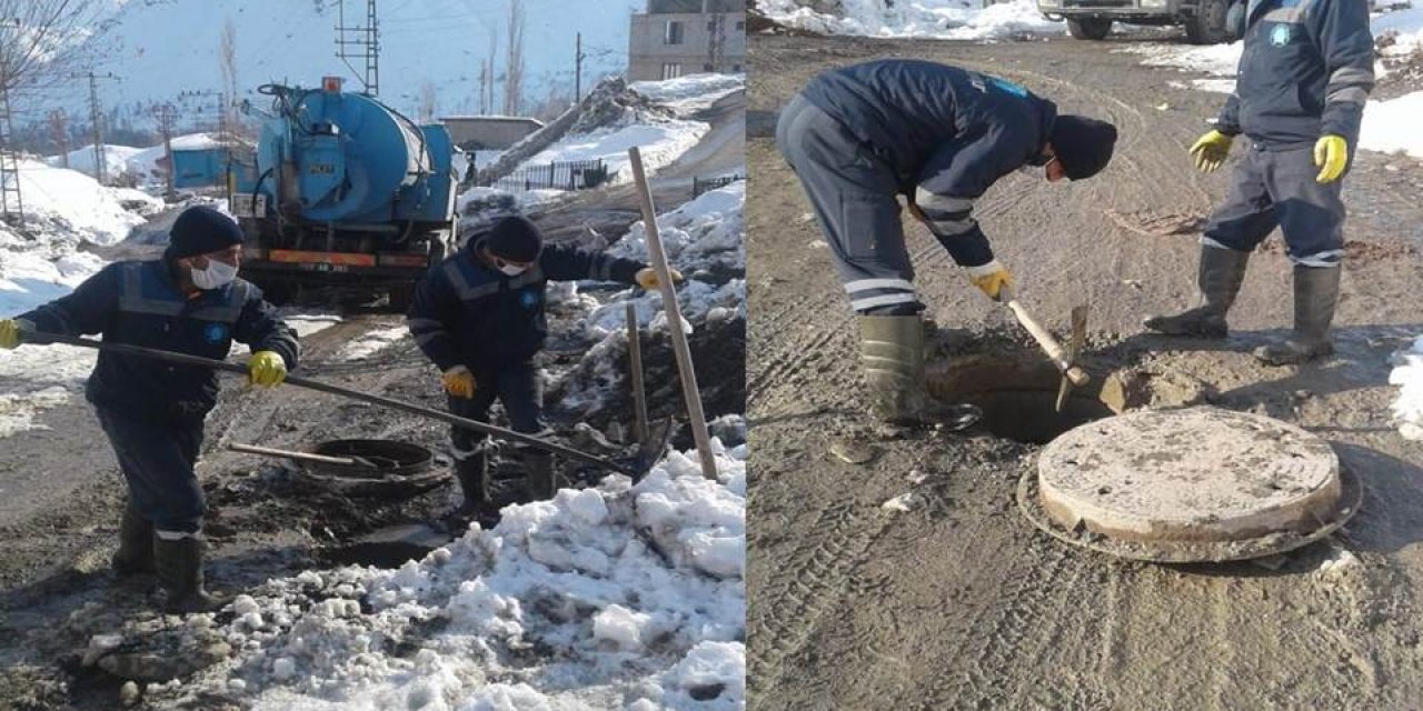Kanalizasyon Ekibinin Dondurucu Soğukla Mücadelesi