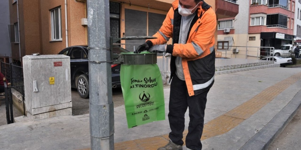 Altınordu’da Temassız Çöp Kutusu Dönemi