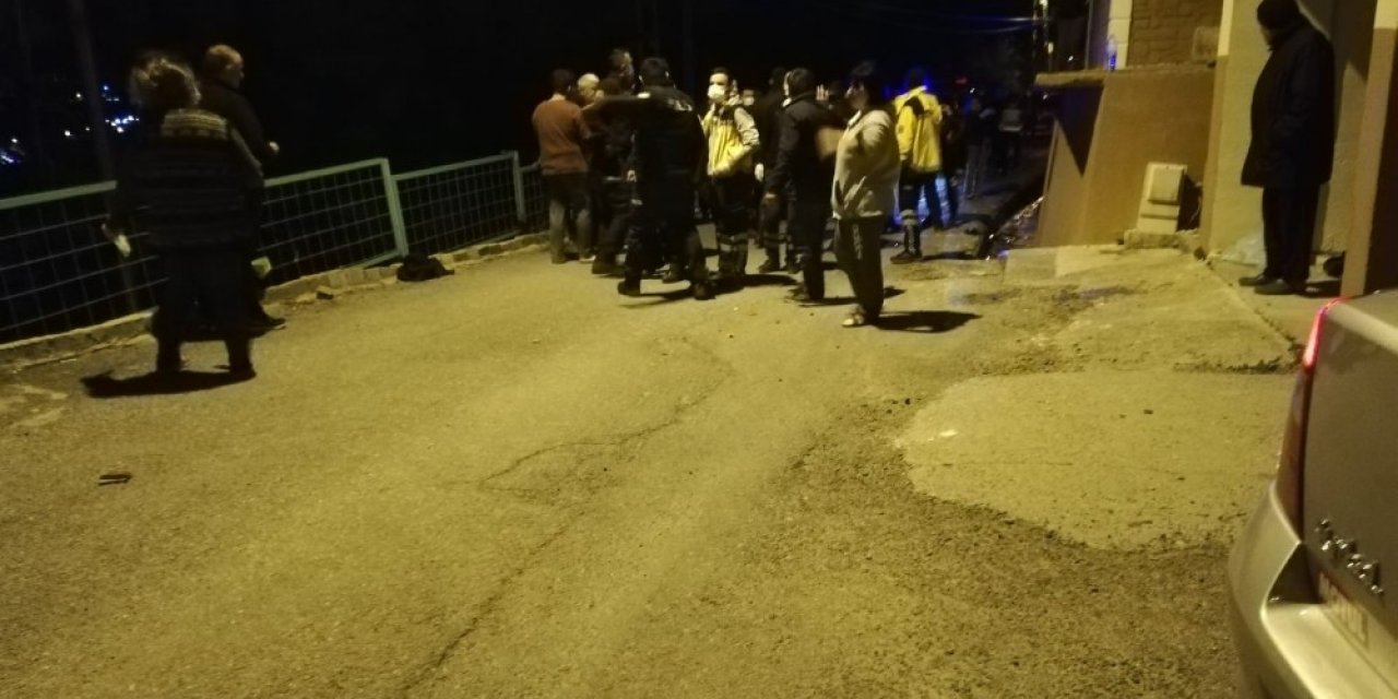 Sopalı Kavgada 12 Kişiye Kısıtlamaya İhlalden Ceza