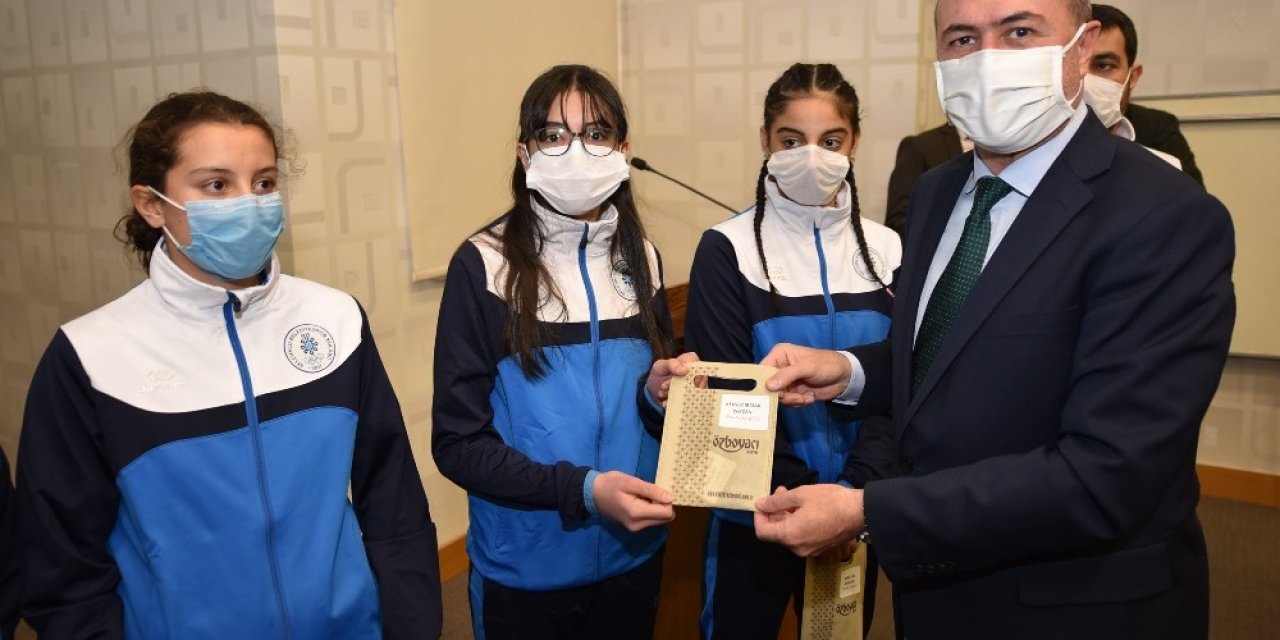 Selçuklu Belediyesi’nden Başarılı Sporculara Ödül
