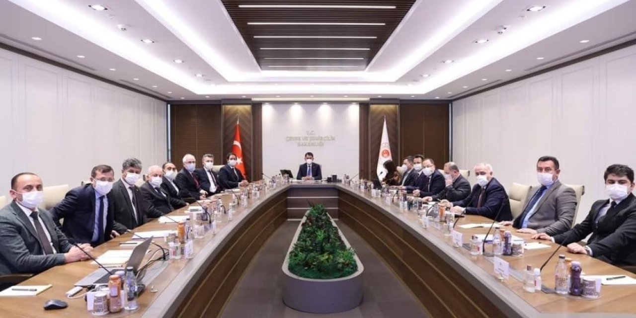 Bakan Kurum, Mhp’li Başkanları Kabul Etti