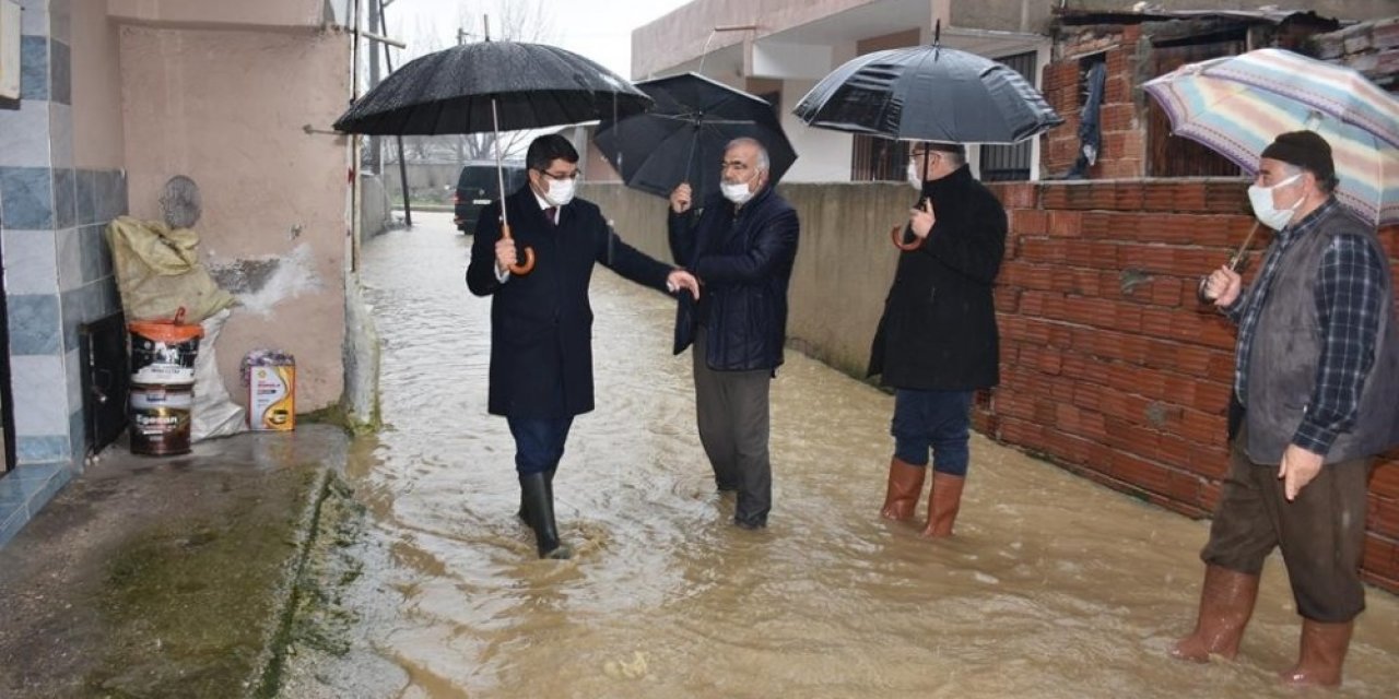 Şehzadeler’deki Su Taşkınına Anında Müdahale Felaketi Önledi