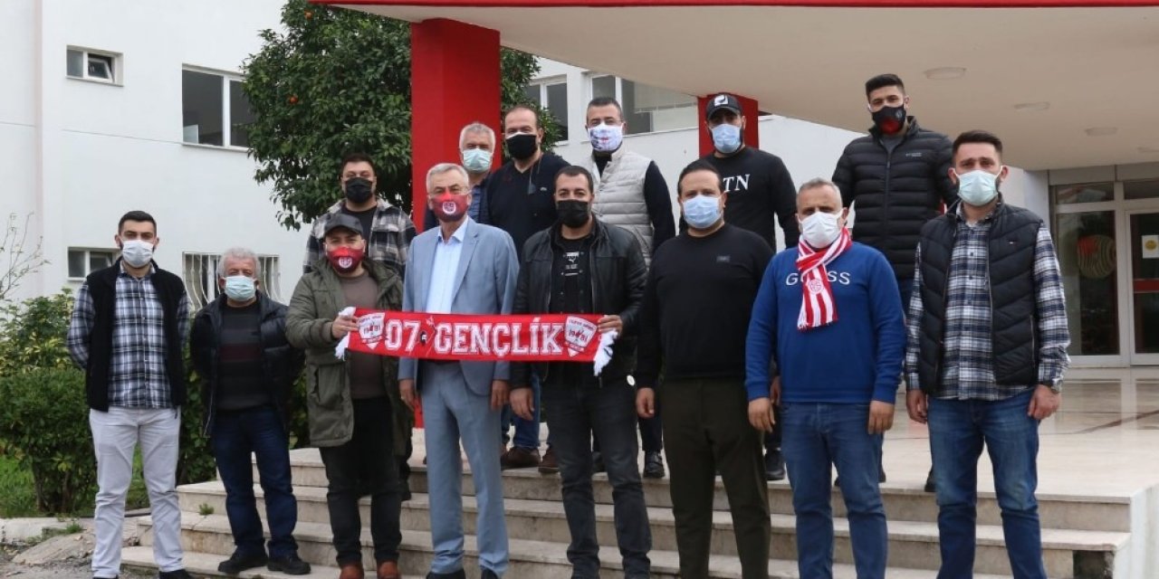 Yılmaz, 07 Gençlik İle Buluştu
