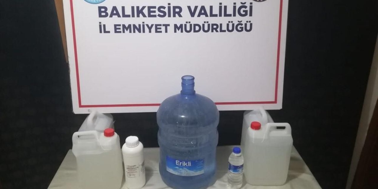 Bandırma’da Sahte Rakı Ele Geçirildi