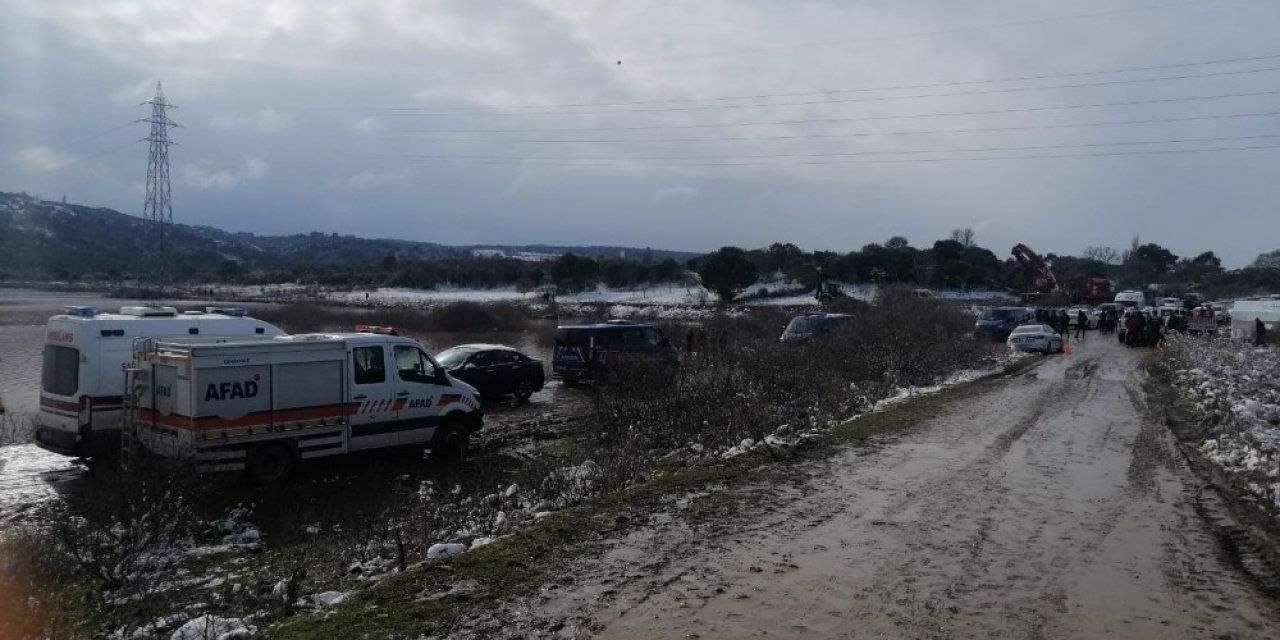 Çanakkale’de Baraj Sularına Kapılan Şahsı Arama Çalışmalarına Ara Verildi