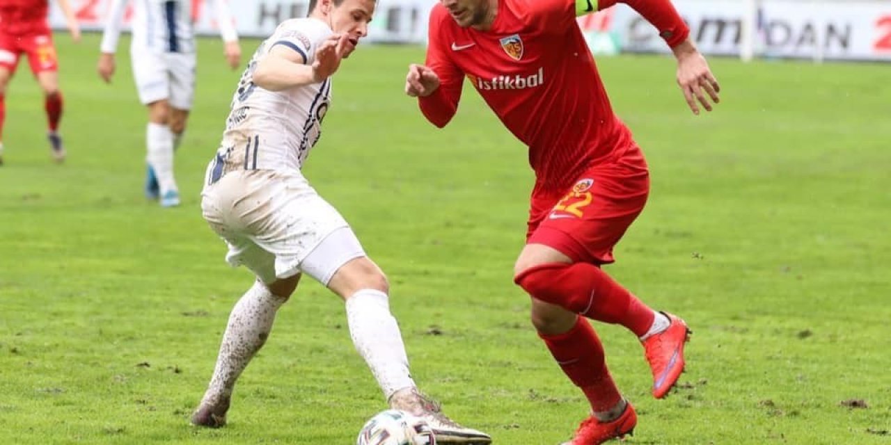 Cristian Sapunaru 100. Maçına Çıkıyor