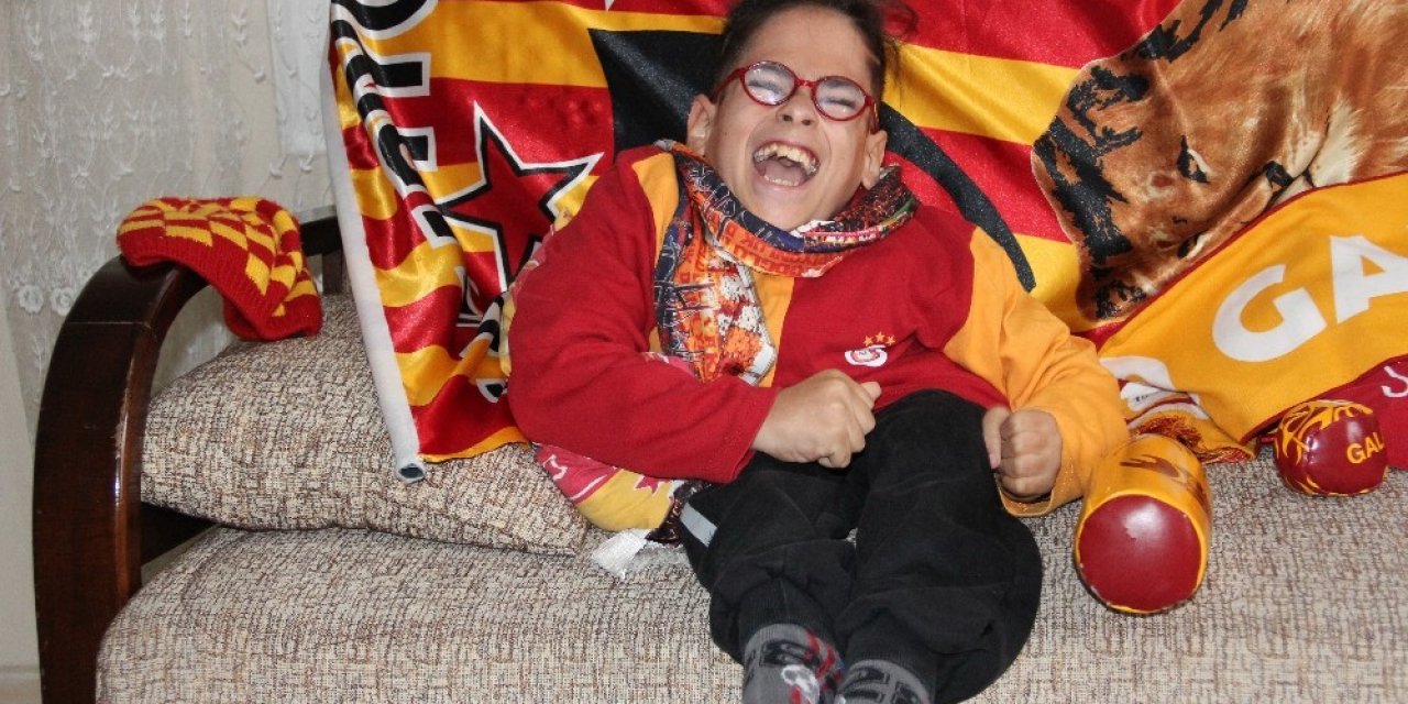 Engelli Minik Yusuf’un Tek Hayali Muslera İle Tanışmak