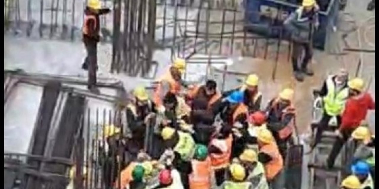 Ataşehir’de İnşaat İşçileri Arasındaki Meydan Dayağı Kamerada