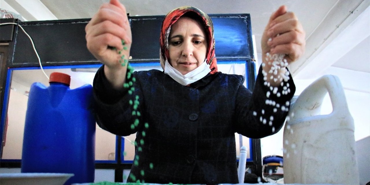 3 Çocuk Annesi Kadın Geri Dönüşüm Tesisi İle Hem İş Sahibi Oldu Hem De Doğaya Sahip Çıktı