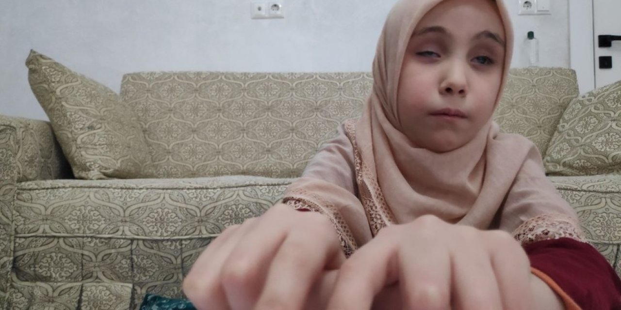 Görme Engelli Esmanur Uzaktan Eğitimle Kuran Okumayı Öğrendi