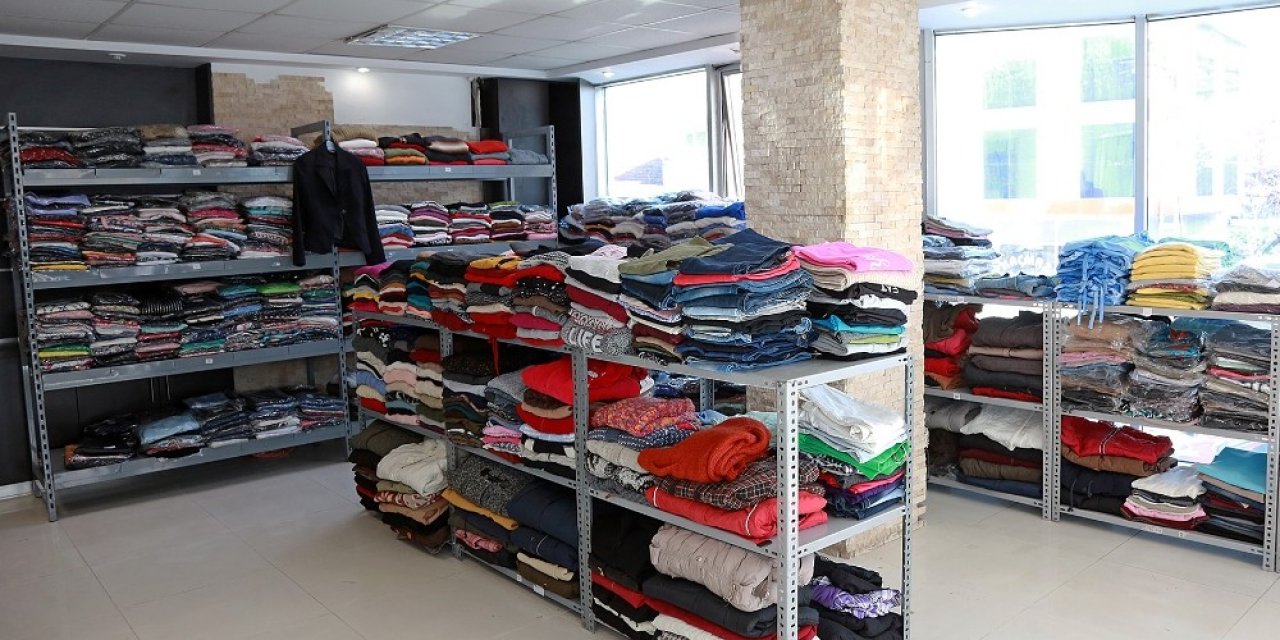Bu Markette Para Geçmiyor