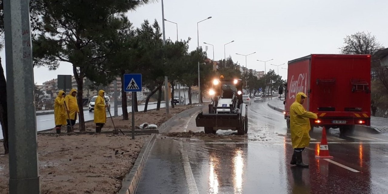 Kuşadası’nda Metrekareye 80 Kilogram Yağmur Düştü