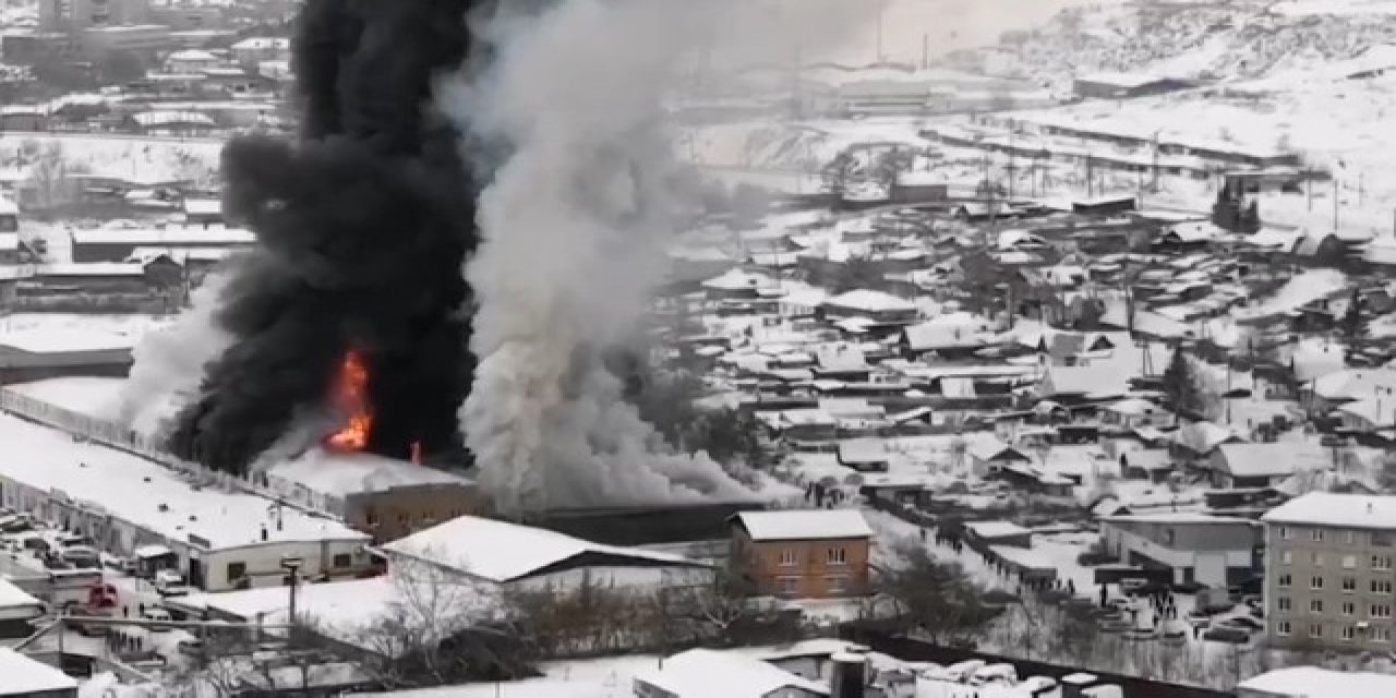 Rusya’da Dev Fabrika Yangını