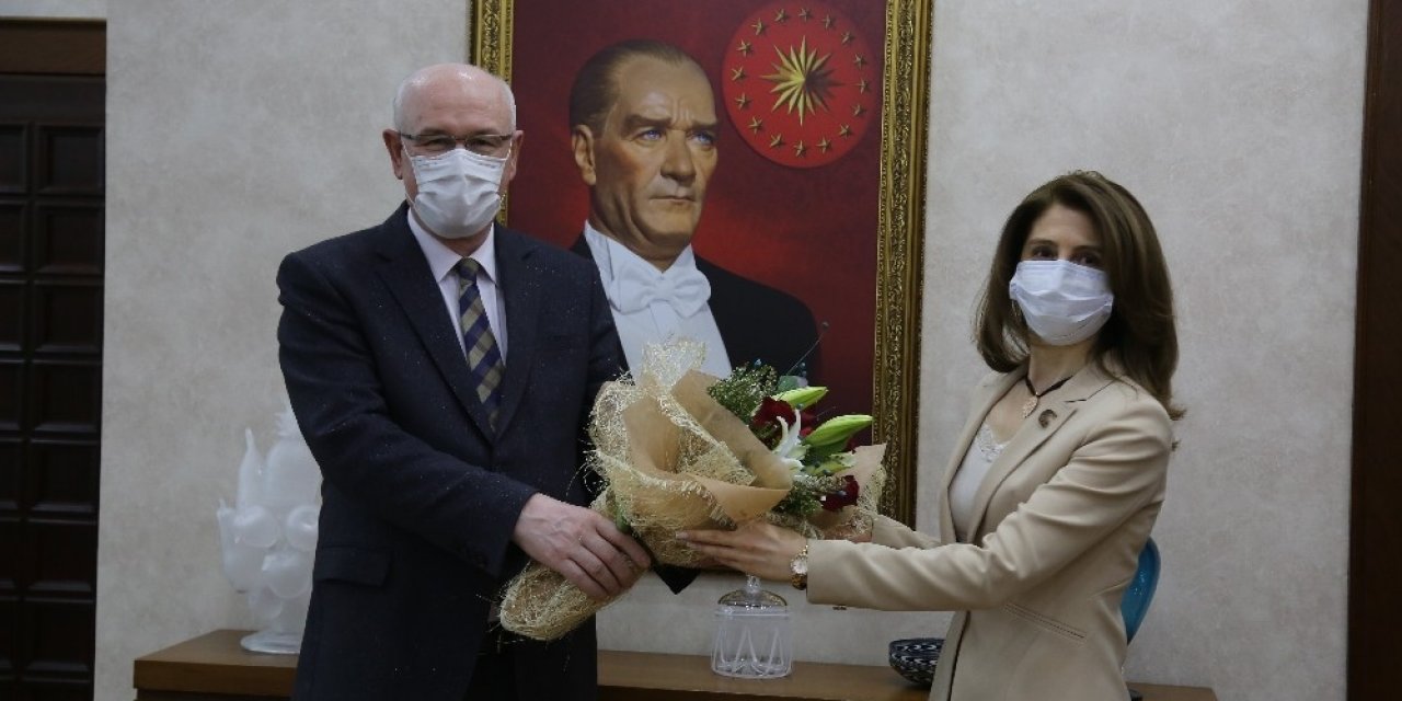 Dilara Tambova Başkan Kurt’u Ziyaret Etti