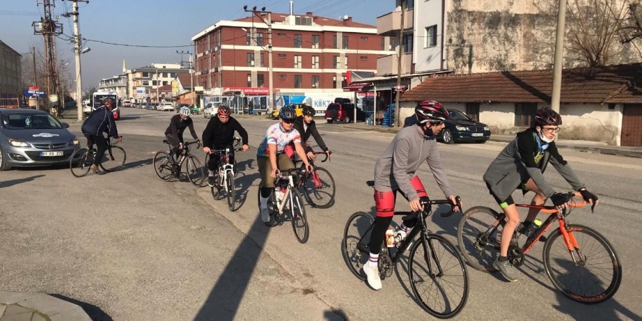 106 Kilometre Pedal Çevirecekler