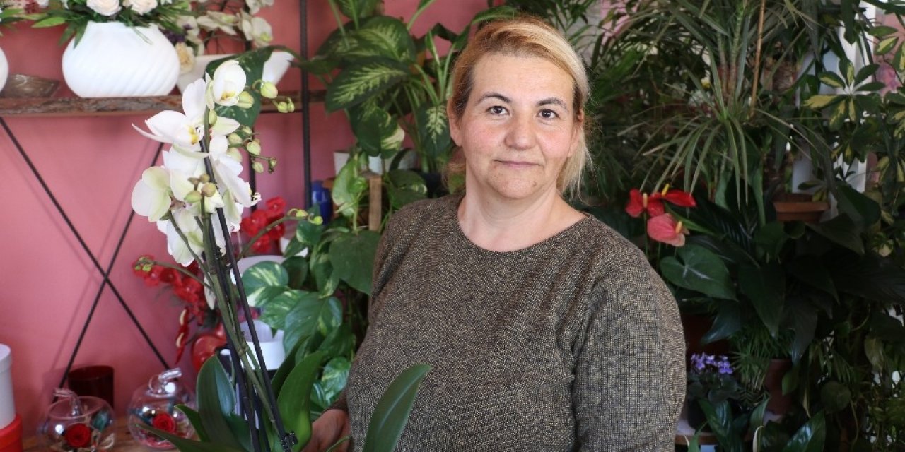 Sevgililer Günü’nde Çiçekçilere Kalkan Kısıtlamalar Esnafı Sevindirdi
