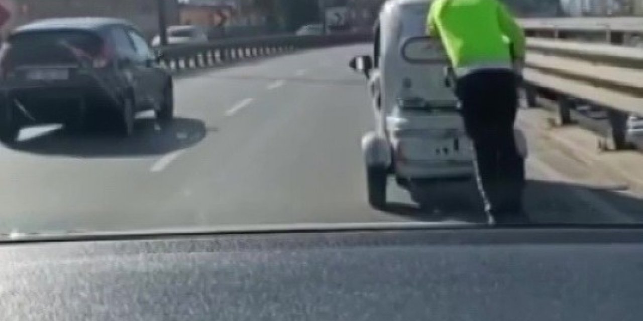 Antalya’da Trafik Polisinden Engelleri Aşan Hareket