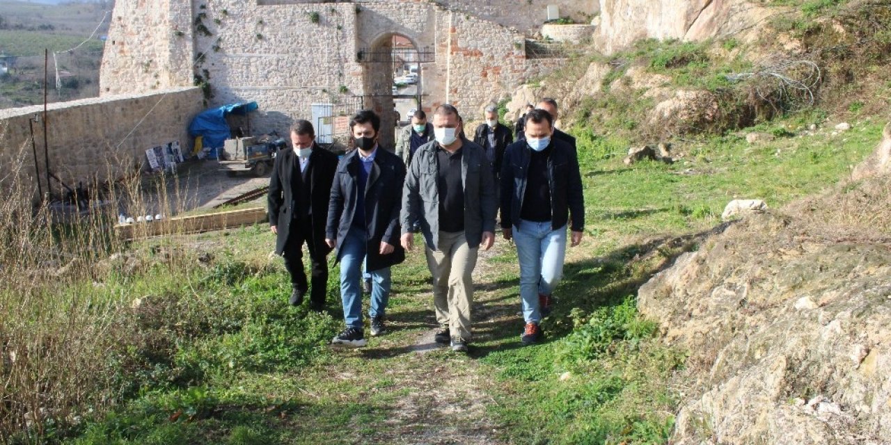 Kaymakamlardan Tarihi Buluşma