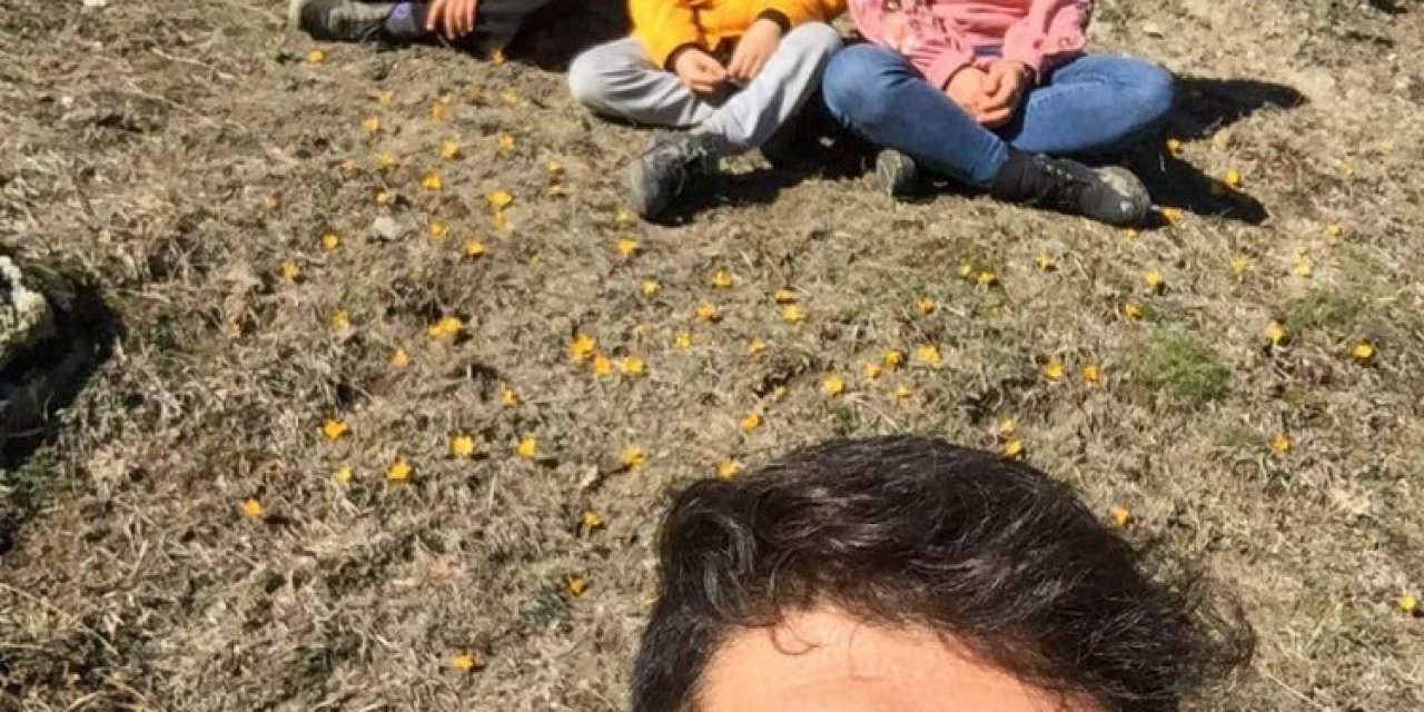 Seyitgazi’de Bahar Gelmeden Çiğdemler Çiçek Açtı
