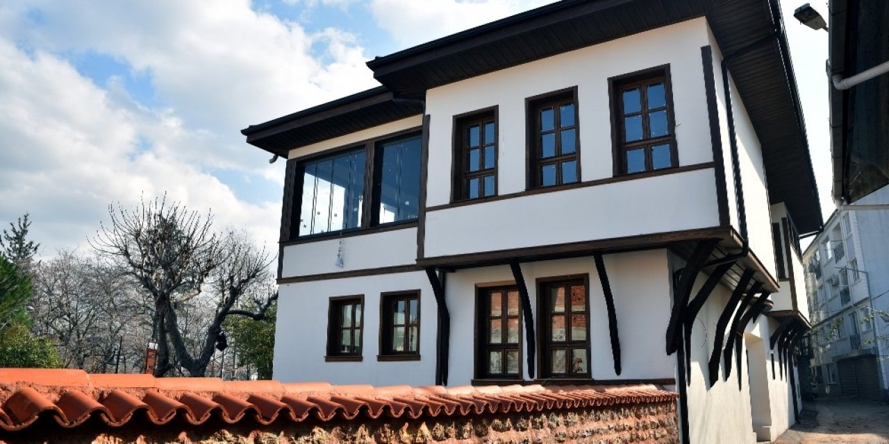 Bursa’da 2 Asırlık Bina İlk Günkü İhtişamına Kavuştu